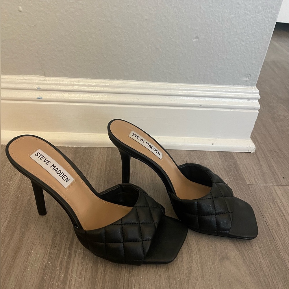Steve Madden sandal heel